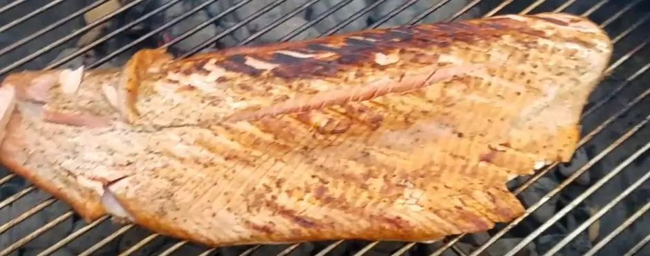 How to Cook a Whole Fish Fillet on a Weber Grill