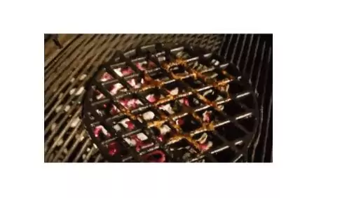 Clean a Grill Grate FEATURE NEW2